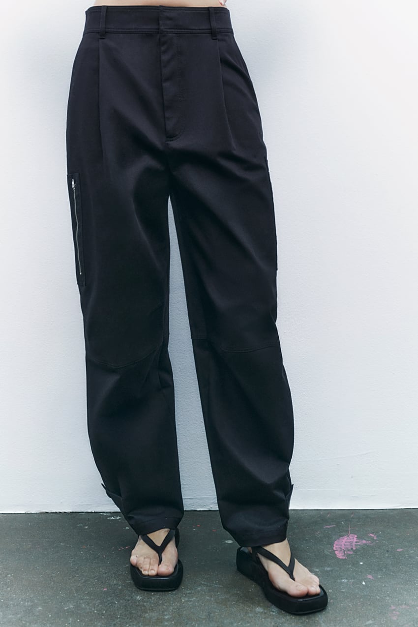 El pantal&oacute;n cargo de Zara que debes tener en tu armario: c&oacute;modo e ideal para ir a la oficina