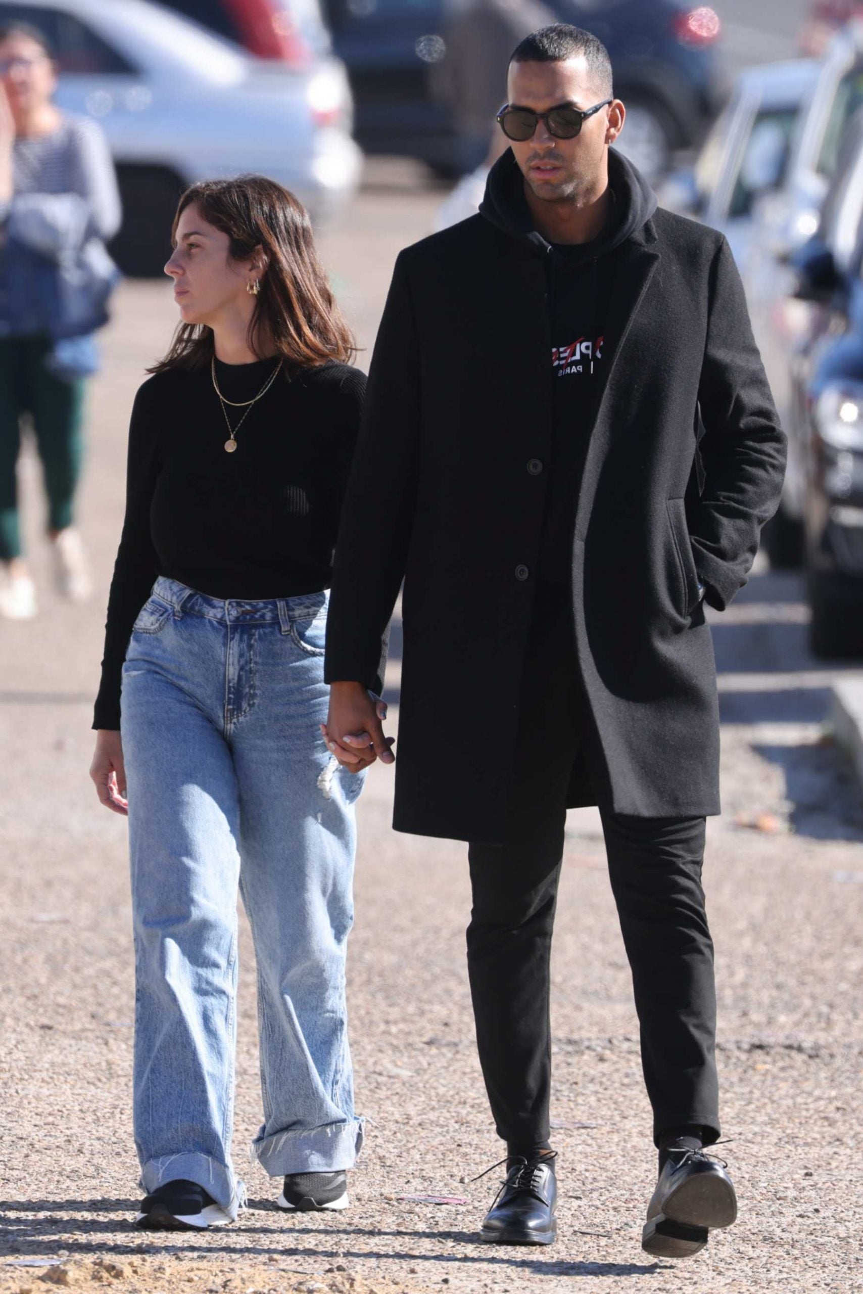 Anabel Pantoja y Yulen Pereira en el funeral del padre de la influencer / Gtres