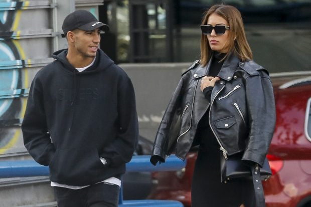 Achraf Hakimi con Hiba Abouk por Madrid / Gtres