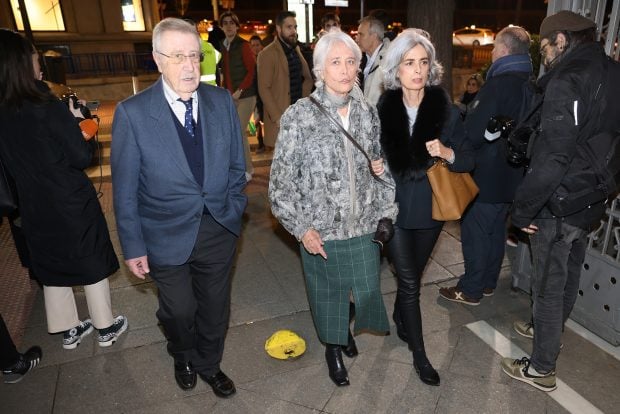 Familiares de Laura Boyer en una misa homenaje. / Gtres