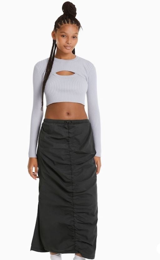 La falda cargo de Bershka que no puedes rechazar: disimula las caderas