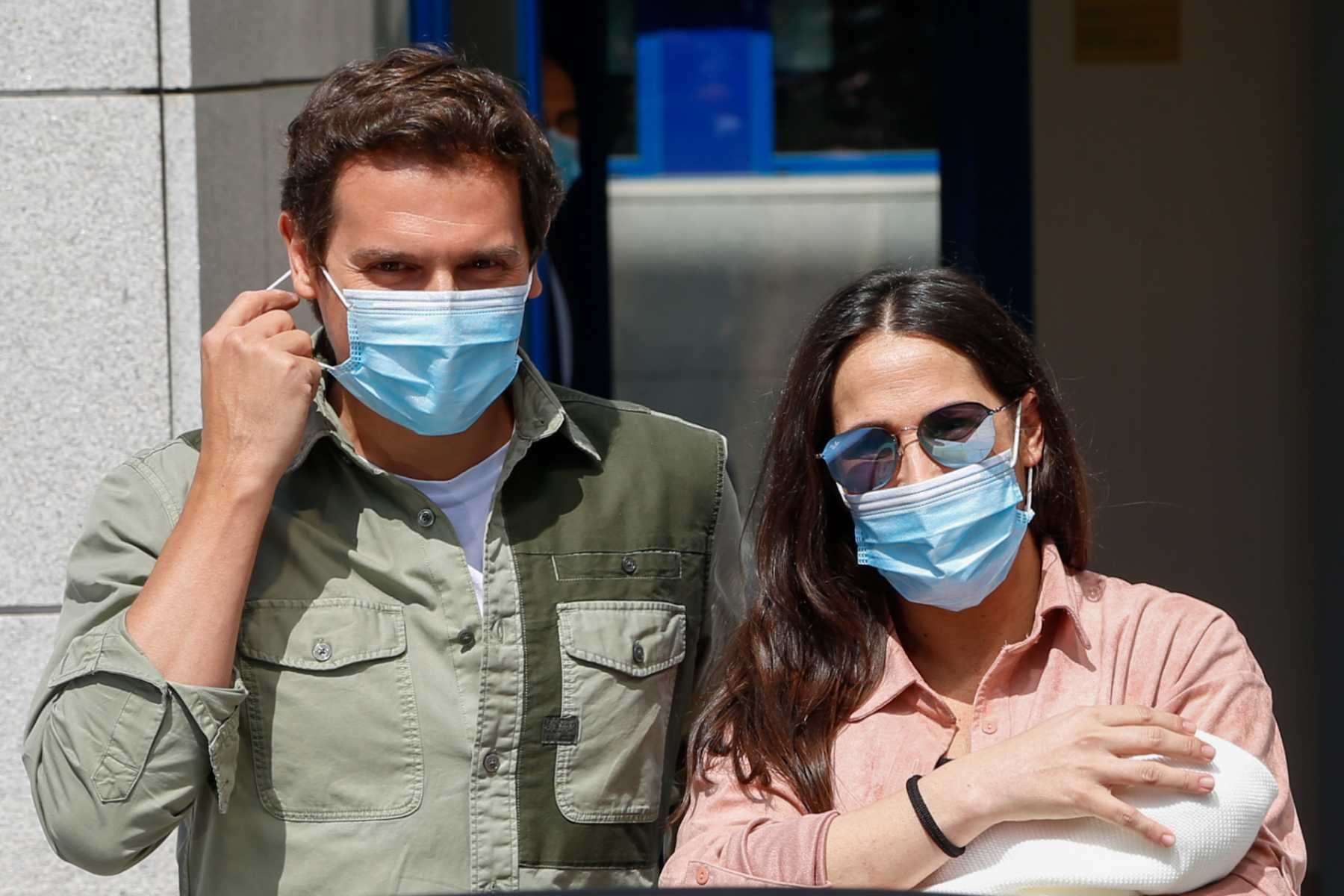 Mal&uacute; y Albert Rivera dan la bienvenida a su hija / Gtres