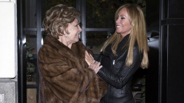 Laura Valenzuela junto a Lara Dibildos / Gtres
