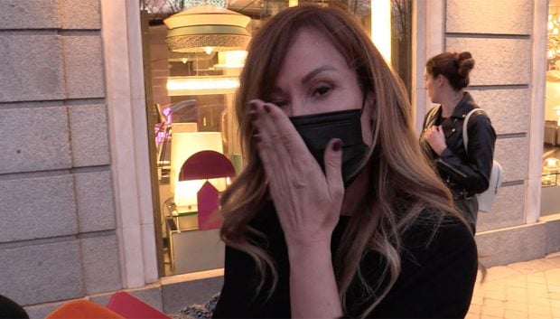 Lara Dibildos tras el fallecimiento de su madre. / Gtres