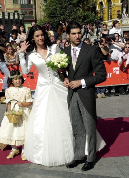 Blanca Romero y Cayetano Rivera el d&iacute;a de su boda / Gtres
