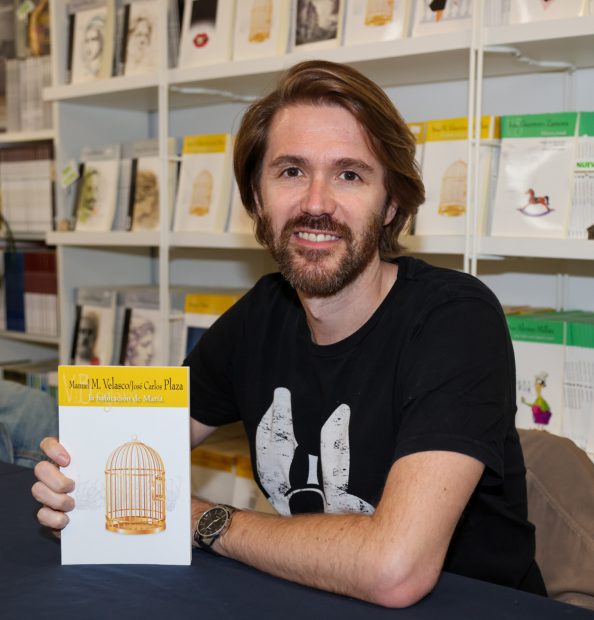 Manuel Velasco en la presentaci&oacute;n de su libro / Gtres