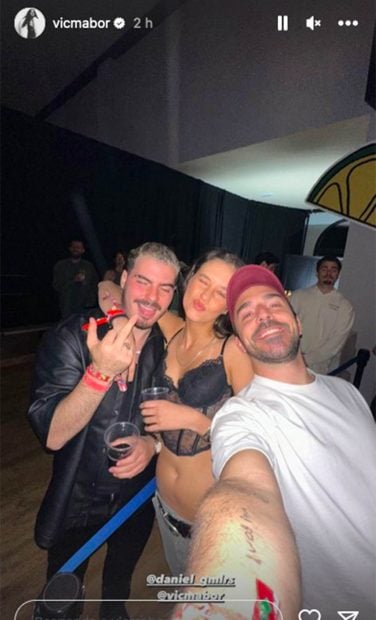 Victoria Federica junto a unos amigos / Redes sociales