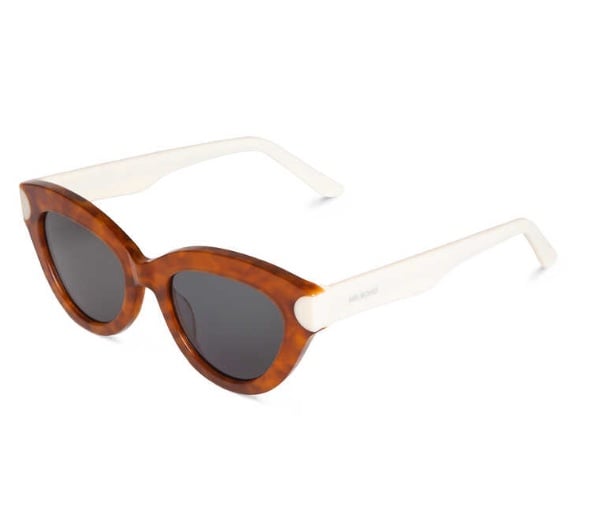 Women'Secret tira la casa por la venta con estas gafas que tiene toda influencer