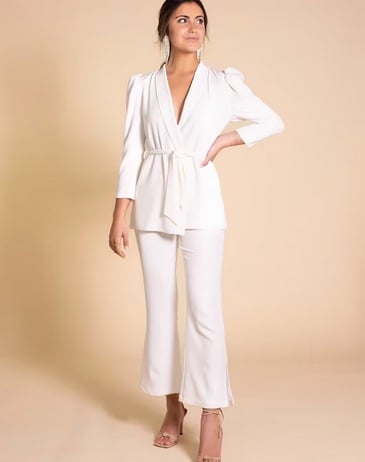 Traje