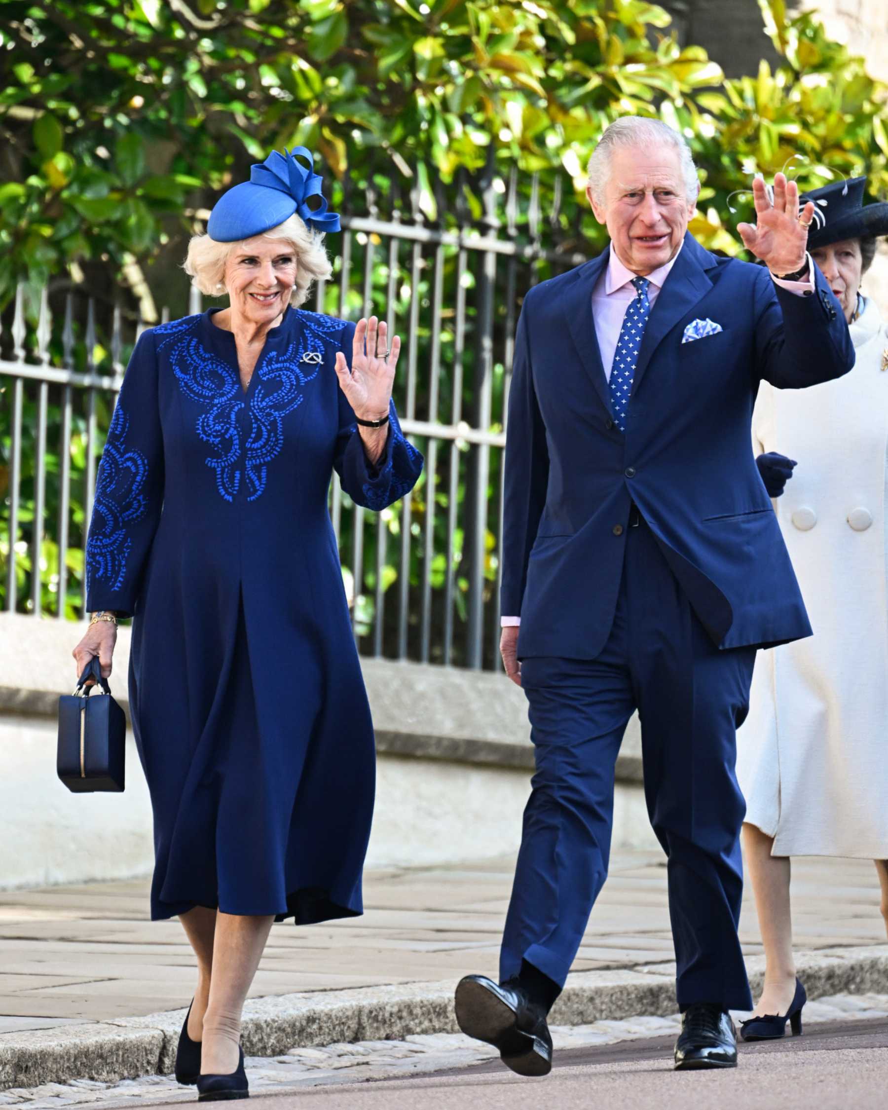 El Rey Carlos III y la Reina consorte Camila a su llegada a la misa de Pascua / Gtres