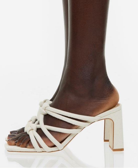 Una locura: as&iacute; definen los clientes de H&M a sus nuevas sandalias