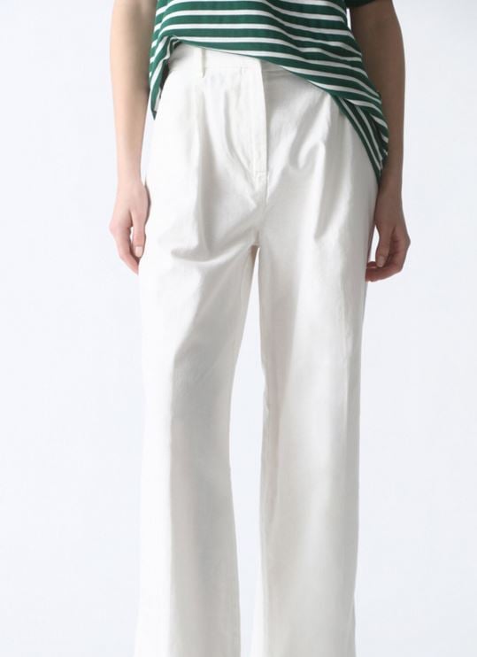 Pantalones cómodos pero elegantes para cualquier ocasión: así es el 2 por 1 de Lefties