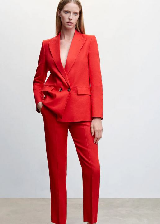 Los trajes de lino para bautizos y comuniones de Mango est&aacute;n arrasando esta temporada