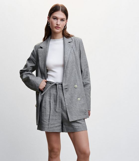 Los trajes de lino para bautizos y comuniones de Mango est&aacute;n arrasando esta temporada