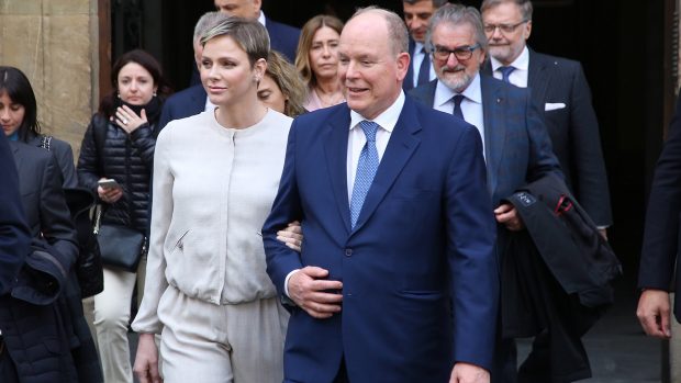 Alberto y Charlene de M&oacute;naco reaparecen en Florencia / Gtres