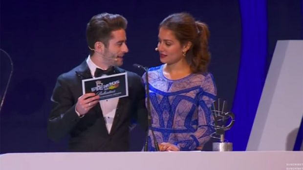 Pelayo D&iacute;az e Hiba Abouk / Youtube 