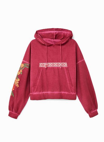 El Outlet de Desigual arrasa por estos precios: 10 prendas que merecen la pena comprar