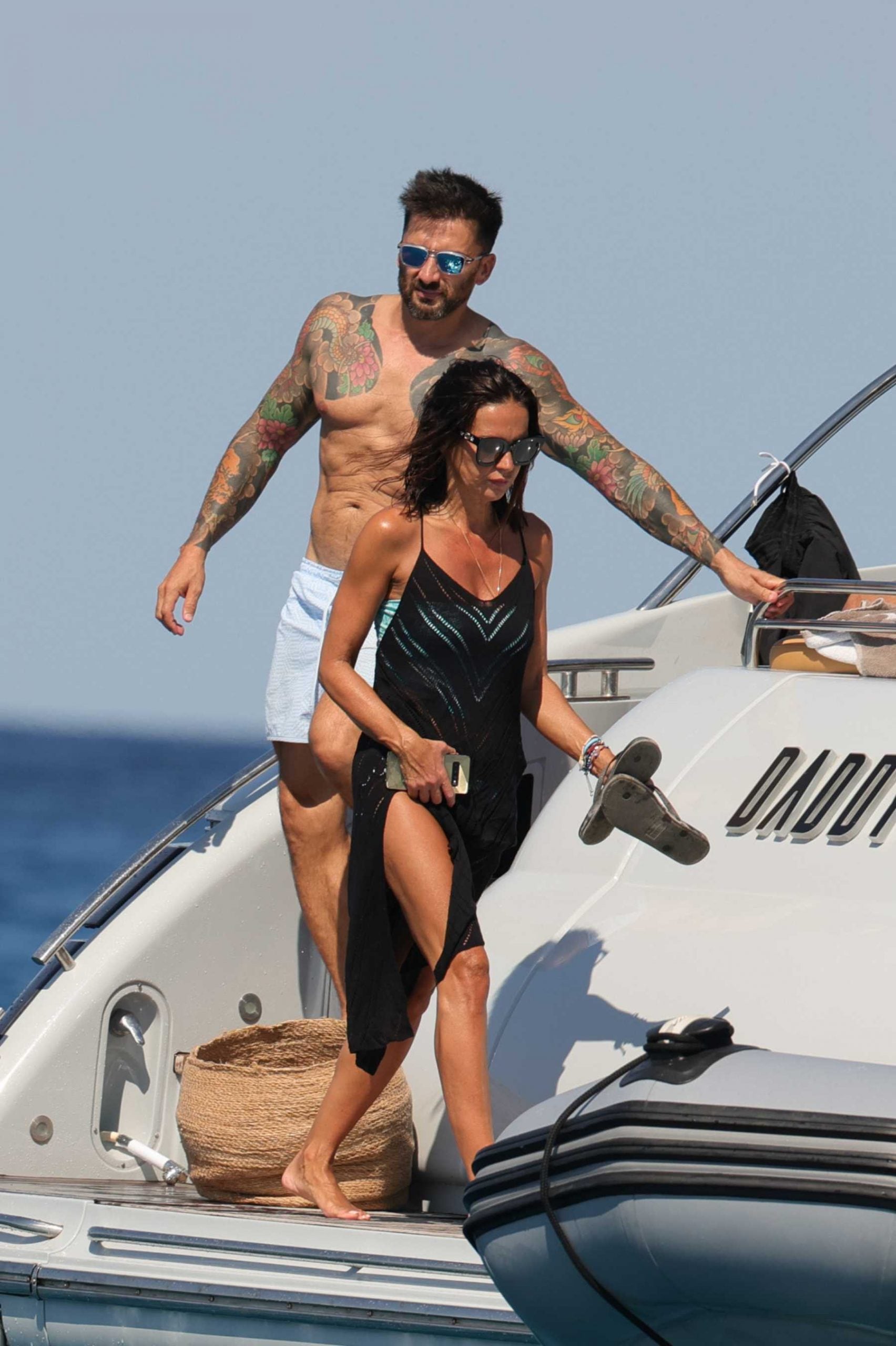 Olga Moreno y Agust&iacute;n Etienne en un barco / Gtres