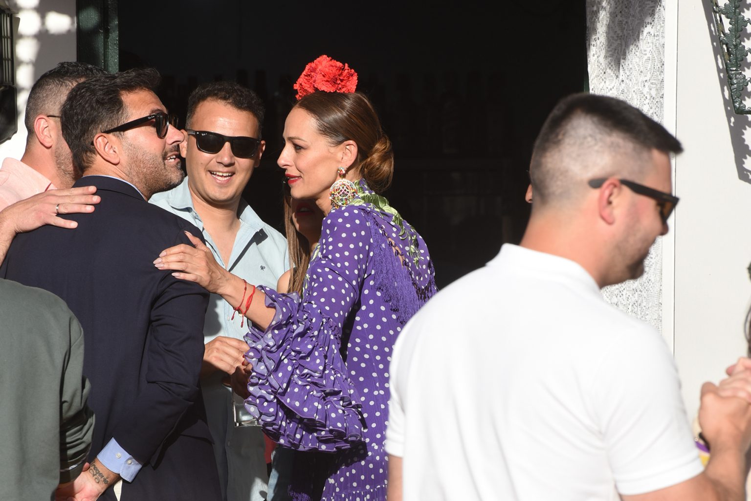 Todos los famosos que est&aacute;n en la Feria de Abril de Sevilla, en im&aacute;genes
