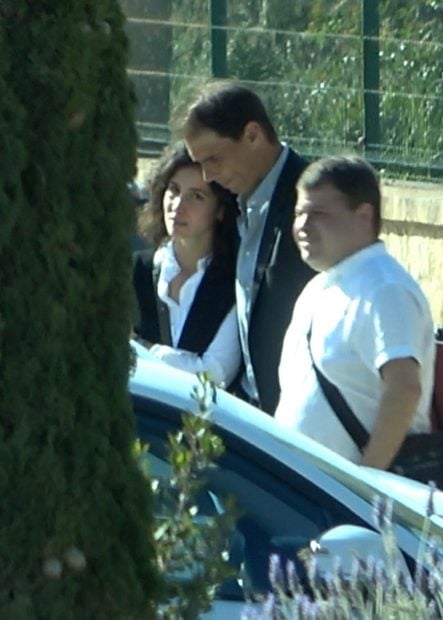 Rafa Nadal arropa a Mery Perell&oacute; en el funeral de su padre / Gtres