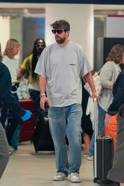 Gerard Piqu&eacute; a su llegada a Miami. / Gtres