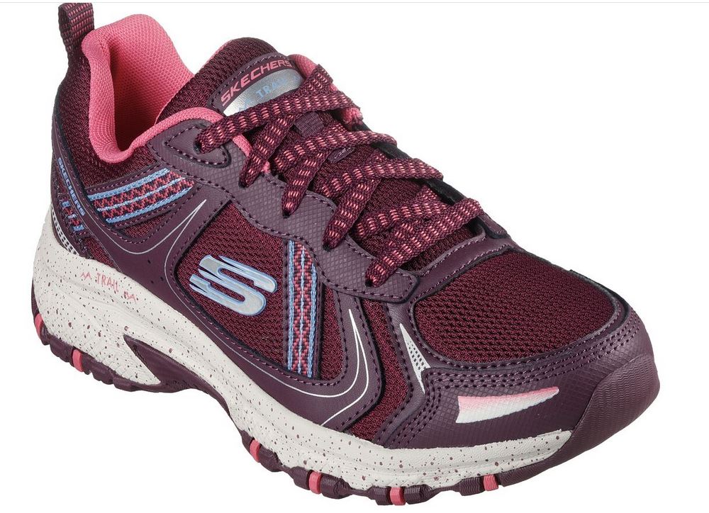 Rebajas brutales en Skechers: las 7 mejores sandalias y zapatillas para caminar