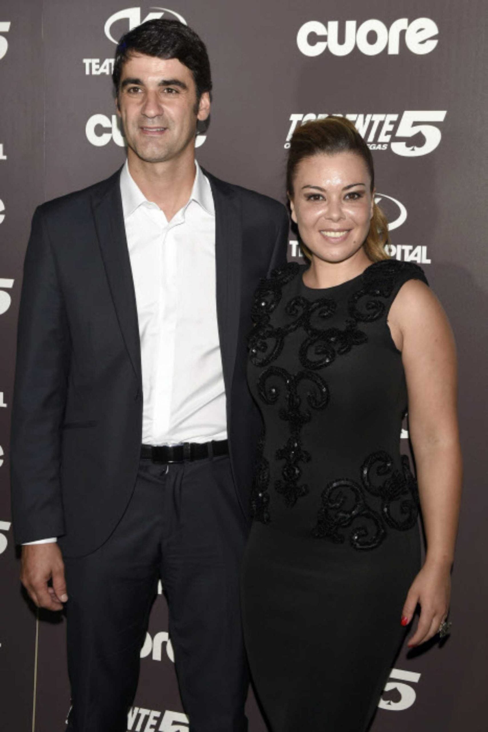 Jesul&iacute;n de Ubrique y Maria Jos&eacute; Campanario en un photocall / Gtres