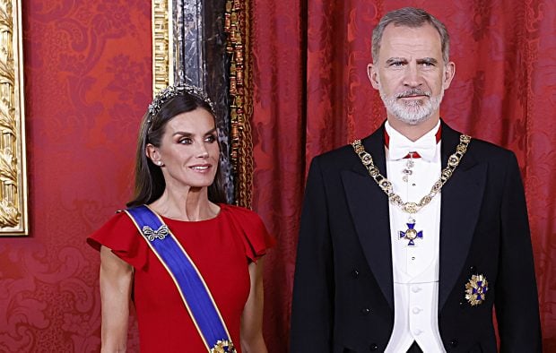 Los Reyes de España con el presidente de Colombia y la primera dama. / Gtres
