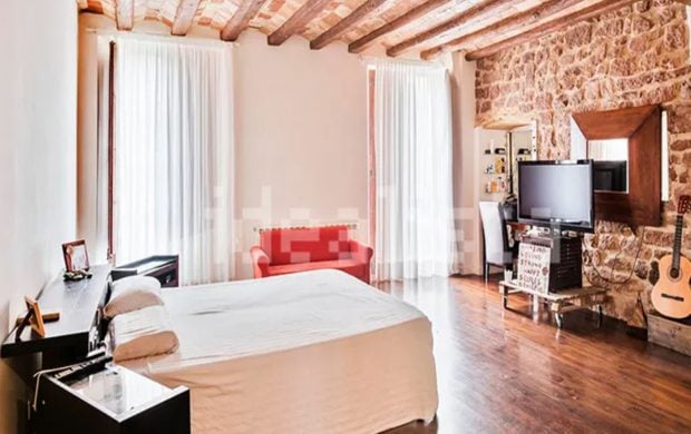 Mas&iacute;a Morera, la casa de Rauw Alejandro y Rosal&iacute;a en Manresa / Idealista 