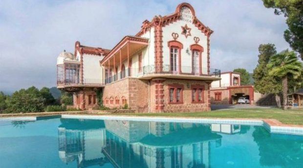Mas&iacute;a Morera, la casa de Rauw Alejandro y Rosal&iacute;a en Manresa / Idealista 