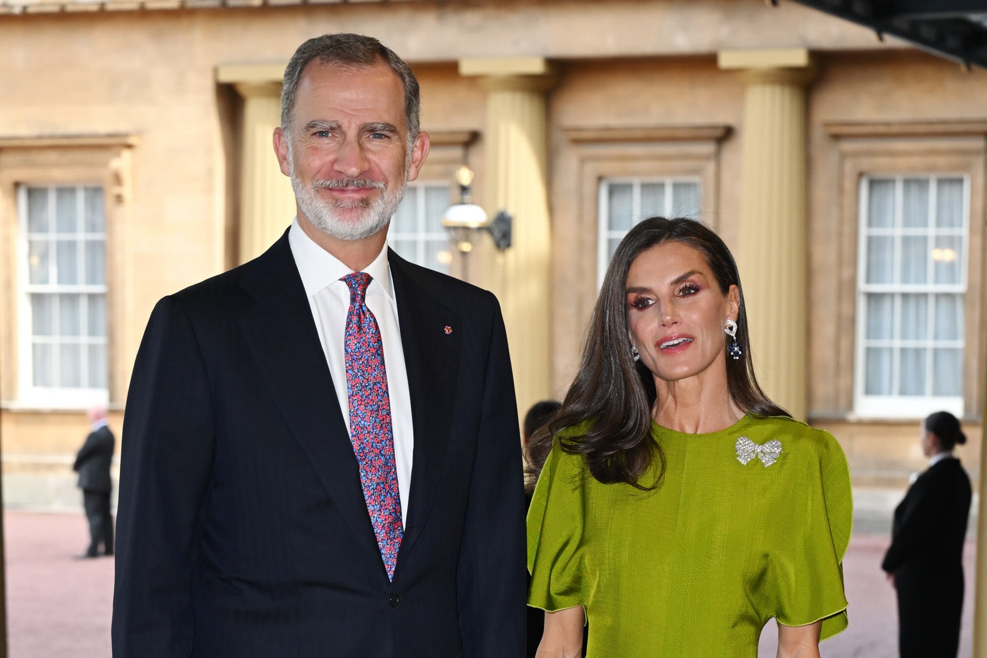 Don Felipe y do&ntilde;a Letizia, en la recepci&oacute;n de Buckingham Palace / Gtres