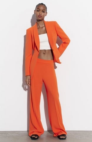 Traje Zara