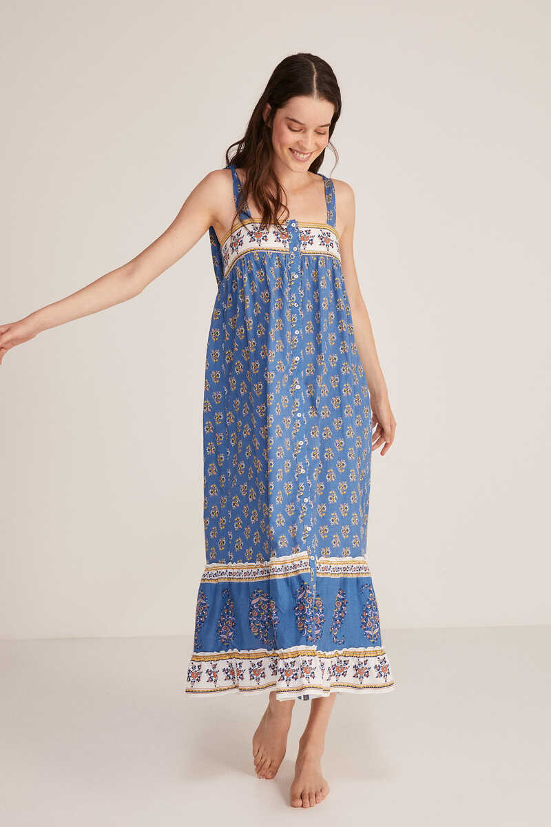 10 vestidos del outlet de Springfield que son un 'must' para ir fresquita a la oficina