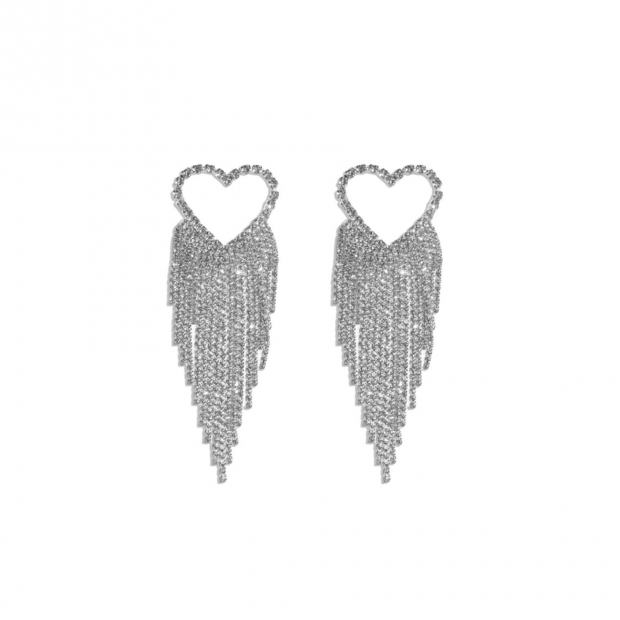 Pendientes con forma de coraz&oacute;n y brillos colgantes. / Joys