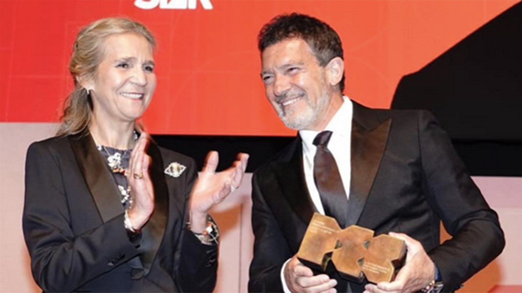 Antonio Banderas y la infanta Elena / Redes sociales