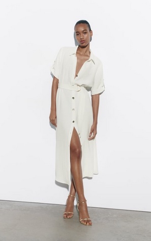 Vestidos blancos de Zara para el verano Un vestido largo de cuello redondo y manga sisa en color blanco. Con bolsillos laterales y cintur&oacute;n en el mismo tejido con botones a presi&oacute;n, tiene bajo asim&eacute;trico acabado en costura. 49,95&euro;. Un vestido estilo kaft&aacute;n confeccionado en tejido con mezcla de viscosa y lino. Con escote de pico y manga corta, es ideal para un look playero con unas sandalias planas de rafia y un bolso capazo. 39,95&euro;. El tejido plisado es tendencia esta temporada, as&iacute; que este vestido de la nueva colecci&oacute;n de Zara es ideal para ir a la &uacute;ltima. De largo midi y con cuello solapa con escote de pico cruzado y manga corta, tiene detalle de cintur&oacute;n a tono con hebilla. 49,95&euro;. Este es uno de los vestidos blancos de Zara m&aacute;s bonitos para los meses de buen tiempo. De escote recto y con aplicaci&oacute;n de abalorios y bordados combinados a contraste, tiene tirantes finos con lazada en la espalda. Un vestido muy c&oacute;modo y elegante, que puedes combinar con unas alpargatas con cu&ntilde;a. 39,95&euro;. El buque inisgnia de Inditex tambi&eacute;n tiene en su colecci&oacute;n este vestido mini drapeado. De escote recto y con frunces laterales, es ideal para una ocasi&oacute;n especial con unas sandalias de tac&oacute;n. 27,95&euro;. Un vestido largo de escote asim&eacute;trico y tirante. Lo m&aacute;s caracter&iacute;stico de esta prenda es el detalle de abertura en el pecho. Es s&uacute;per favorecedor para mujeres de todas las tallas. 25,95&euro;. El tejido crochet se lleva much&iacute;simo. Ahora t&uacute; puedes lucirlo con este vestido mini de manga corta abullonada, escote cuadrado y bajo en evas&eacute;. Queda genial con unas sandalias minimal. 27,95&euro;. El vestido camisero es sin&oacute;nimo de estilo, buen gusto y versatilidad. Zara tiene en su nueva colecci&oacute;n este de cuello solapa con escote de pico y manga corta acabada en vuelta. 49,95&euro;. Tanto para el d&iacute;a a d&iacute;a como para una ocasi&oacute;n especial, este es un vestido corto de escote coraz&oacute;n y tirantes finos con detalle de bordados perforados. Puedes combinarlo con una sandalias con plataforma de yute. 49,95&euro;. Y, por &uacute;ltimo, un vestido midi de cuello redondo y manga corta confeccionado en tejido de punto combinado. El bajo acabado en volante le da un toque muy elegante. 39,95&euro;.