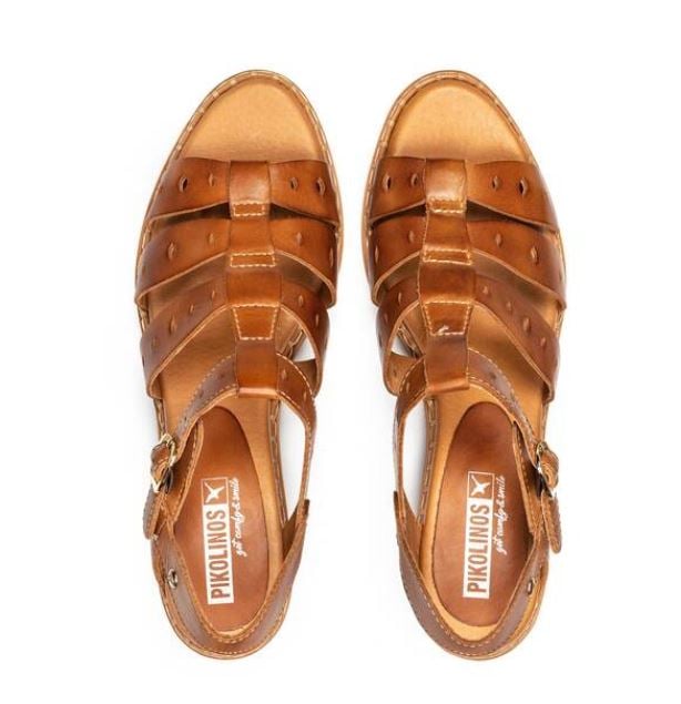 Pikolinos est&aacute; de rebajas: sus clientas alucinan con el precio de estas sandalias de tac&oacute;n