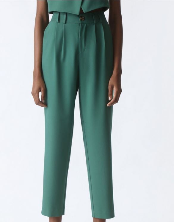Adi&oacute;s a no saber qu&eacute; ponerte: Lefties saca el pantal&oacute;n perfecto para ir arreglada y c&oacute;moda