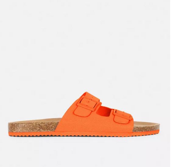 No necesitas gastarte un dineral en sandalias c&oacute;modas: Primark arrasa con estas de 8 euros