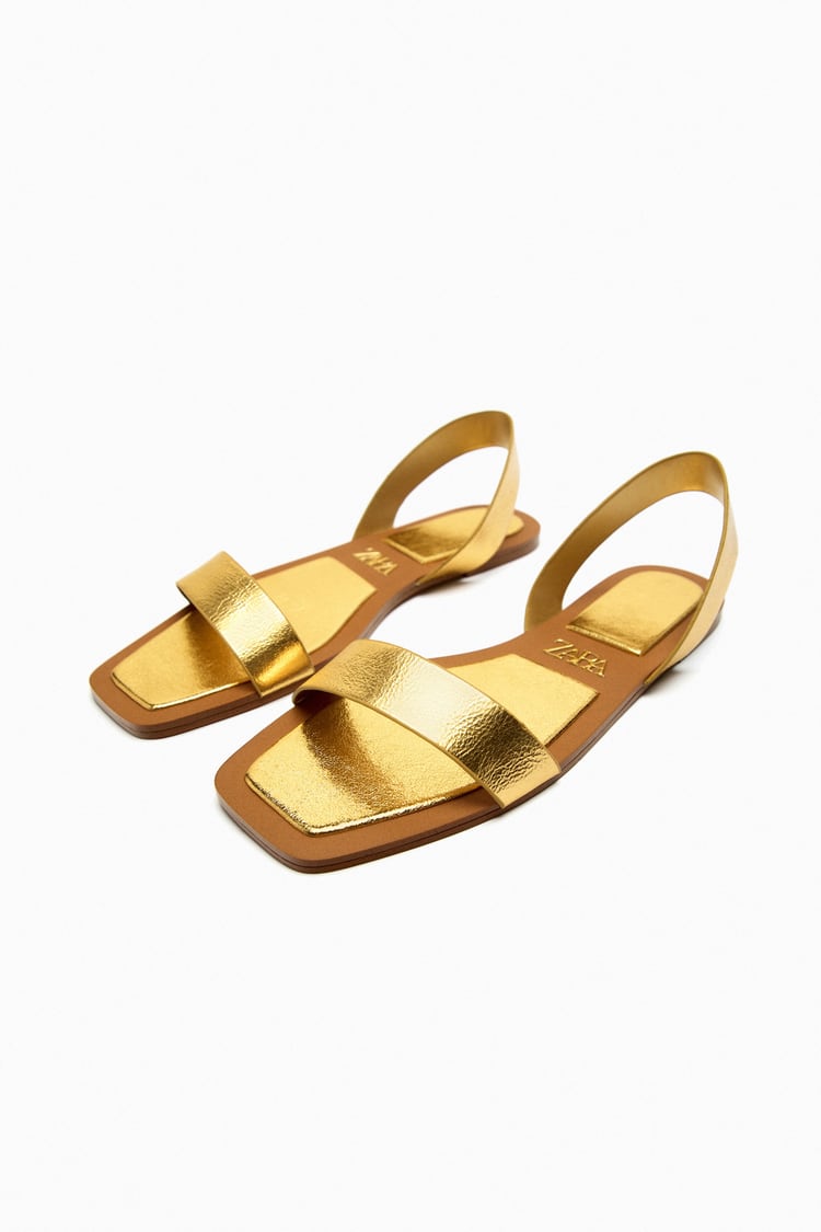 Los 10 zapatos de Zara para triunfar en verano: sandalias planas, cu&ntilde;as, tacones... 