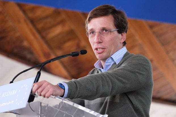Jos&eacute; Luis Mart&iacute;nez-Almeida dando un discurso en Madrid. / Gtres