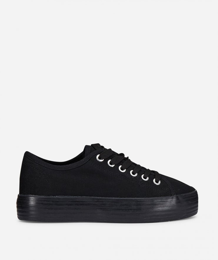 Nadie esperaba el cambio que ha hecho Marypaz: 10 zapatos a un precio de esc&aacute;ndalo