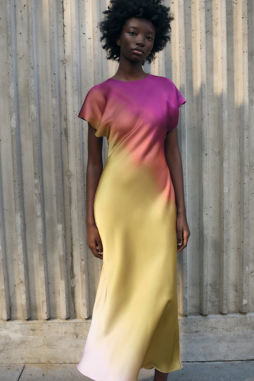 Es el vestido estrella del verano: está en Zara y no te vas a poder resistir a comprarlo