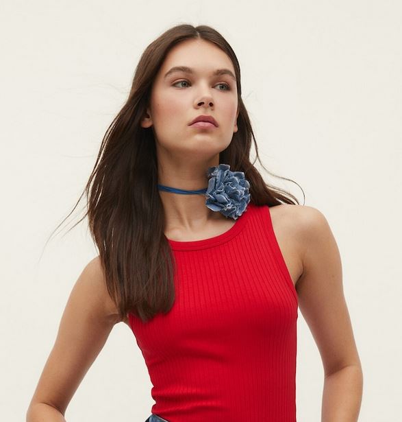 10 camisetas y pantalones de Stradivarius que cuestan menos de 25 euros