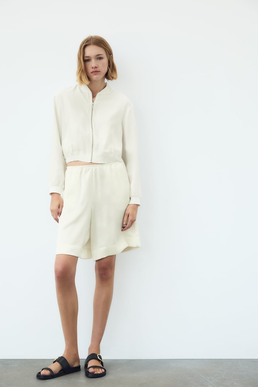 Zara apuesta por lo c&oacute;modo pero elegante: as&iacute; es la sandalia plana que arrasa en la web