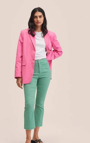 10 pantalones de Mango Outlet que cuestan menos de 10 euros