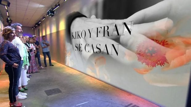 Colaboradores de 'S&aacute;lvame' en el plat&oacute;. / Telecinco