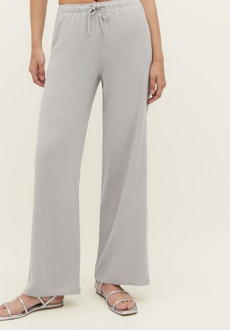 Fichamos los 10 mejores pantalones de Stradivarius: los m&aacute;s baratos y los que mejor quedan