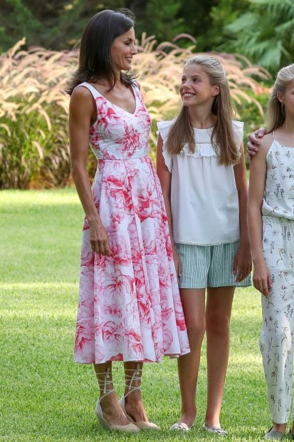 La Reina Letizia durante sus vacaciones de verano de 2019 en Palma de Mallorca / Gtres