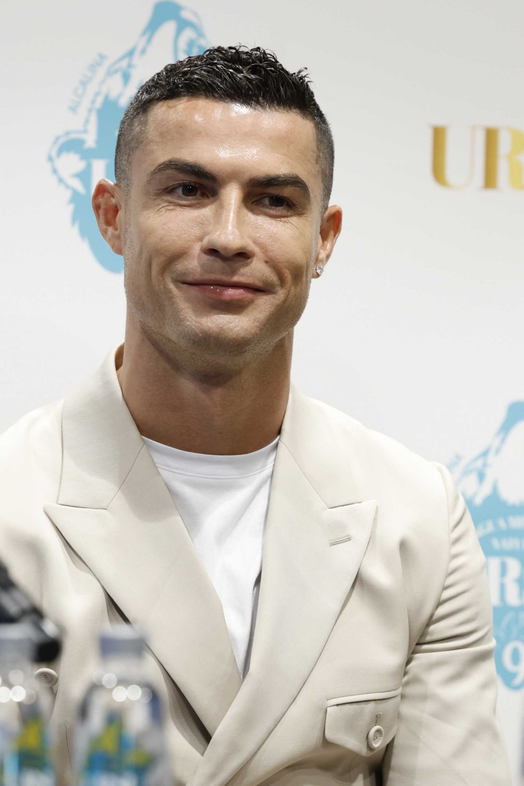 Cristiano Ronaldo en la presentaci&oacute;n de un negocio en Madrid / Gtres